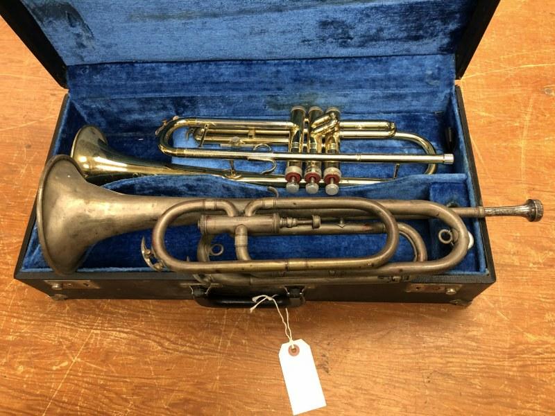 (2) as found CONN trumpets, one in case, other has finish worn off, dings, both from local estate. (1 of 7)