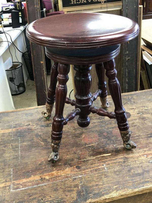 Reproduced claw foot piano stool, mahogany finish, structurally soundâ€¦. (1 of 2)