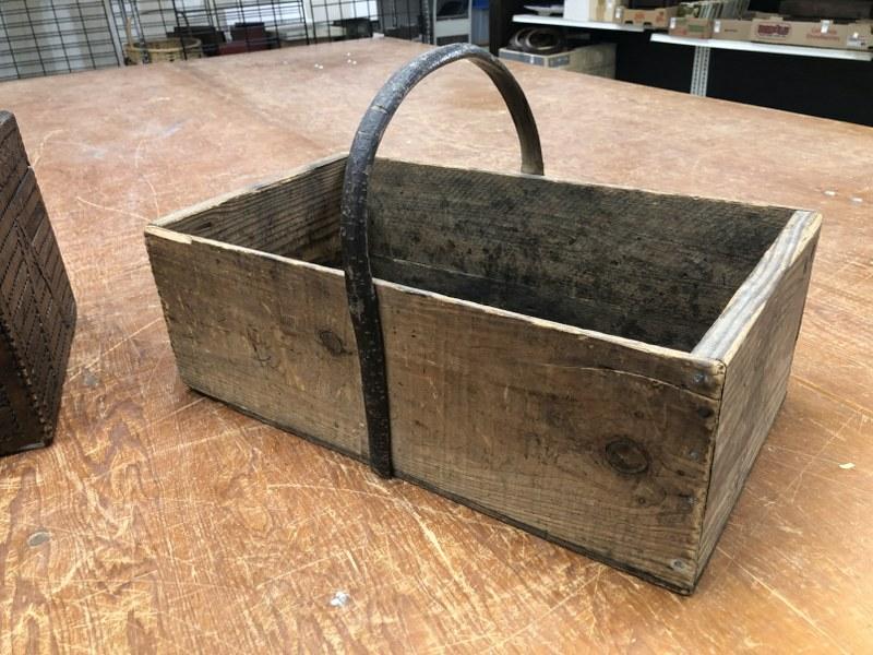 Folky country carrying box with wood hickory like handle, from Hudson Valley estate, measures 18.5" (1 of 4)