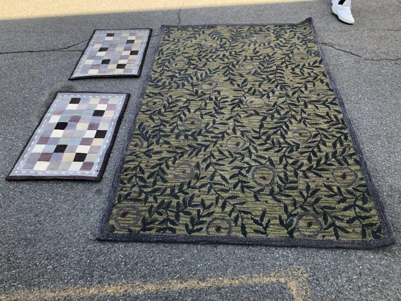 (3) contemporary wool rugs, (2) small measure 34.5" x 24" & larger is 95" x  60".  Nice condition. (1 of 5)