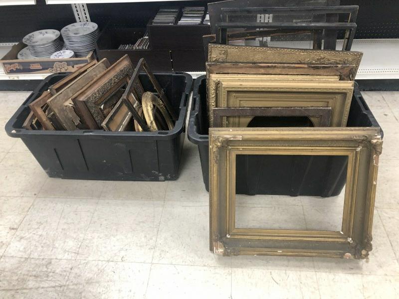 Lot of old as is as found picture frames from Hudson Valley estate attic, good lot for a local (1 of 7)