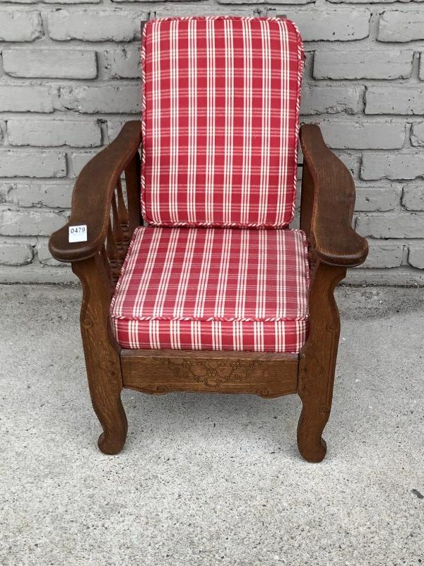 Circa 1910 child's morris chair, with nice clean replaced plaid cushionsâ€¦.from nice Woodstock, (1 of 4)