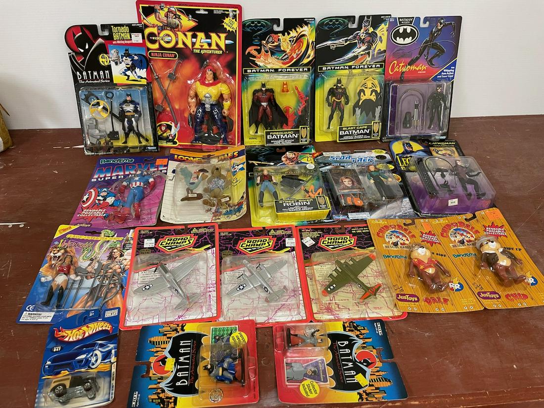 lot of 19 toys & action figures with packaging. Lot includes three figures from Batman Forever, one (1 of 6)