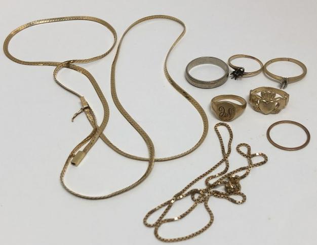 19.0 dwt. Misc. 14K gold, from local estate. (1 of 6)