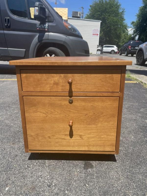 Contemporary Stickley cherry 2 drwer file cabinet, nice condition, from fine NYC home, labels inside (1 of 5)