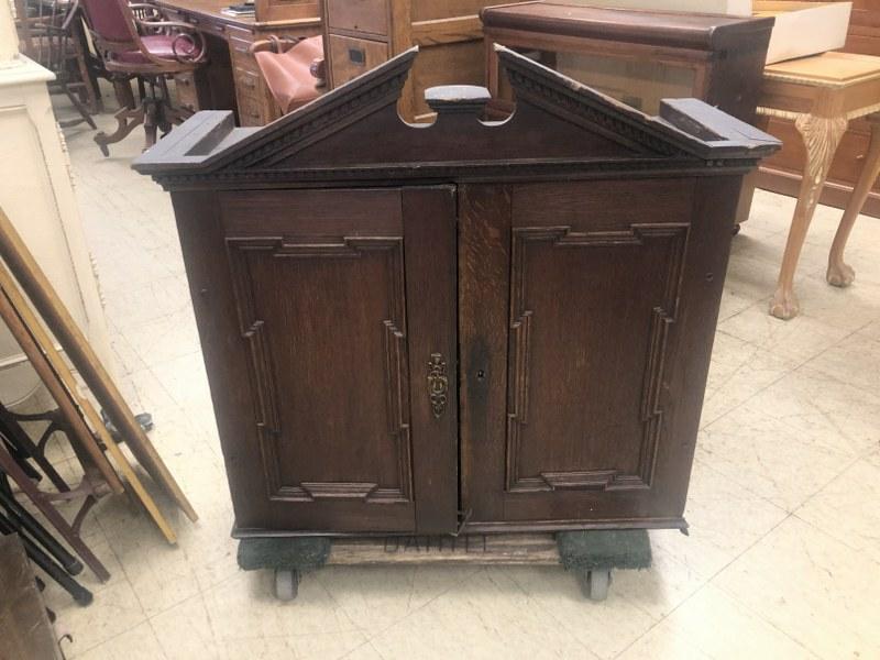 Early oak top of a secretary desk, raised panels, no keys, originsl dark finish, great looking piece (1 of 3)