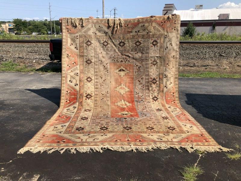 Large estate handmade oriental wool rug, nice condition, with fading , from Westchester County (1 of 4)