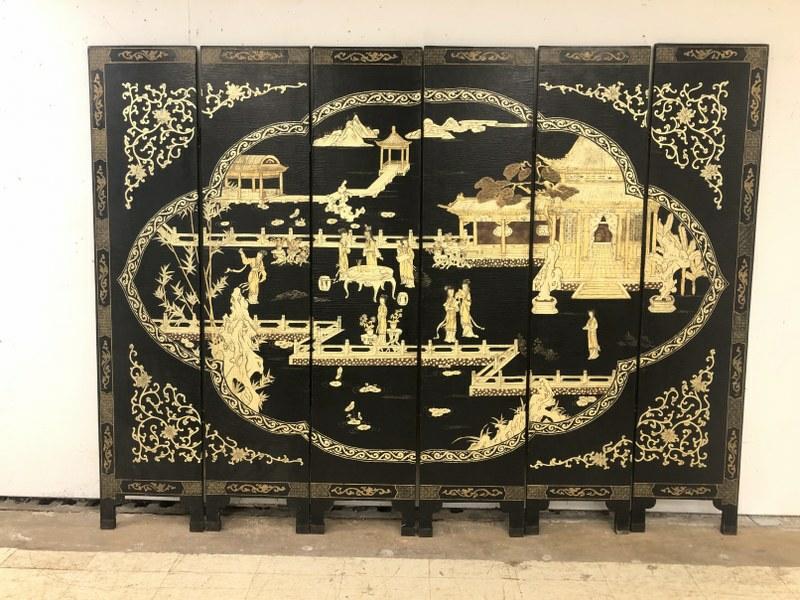 Wonderful older Asian (6) panel decorative scenic folding panel screen, in nice estate condition, (1 of 7)