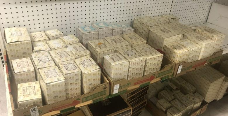 THREE BOXES PRECIOUS MOMENTS:BOX ONE:  PRECIOUS MOMENTS LOT INCLUDING E3104 BLESSED ARE THE PURE IN (1 of 4)