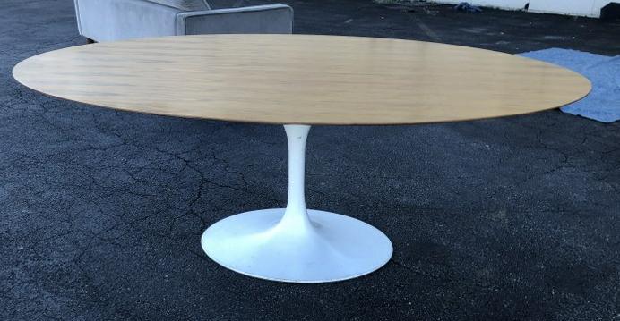 Saarinen style tulip base dining table with walnut veneered top, clean condition, was used in fine (1 of 4)