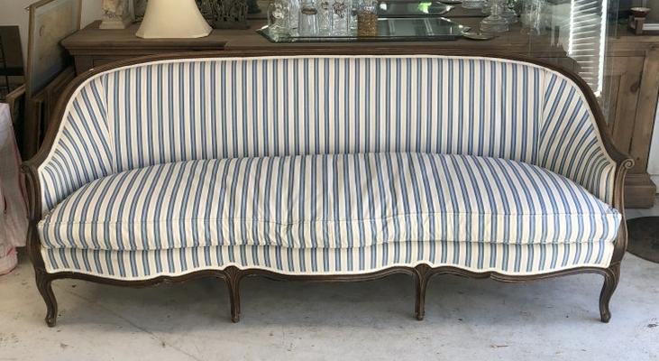 Wonderful decorative sofa from NYC weekender's Hudson Valley country home, non smoking home, little (1 of 2)