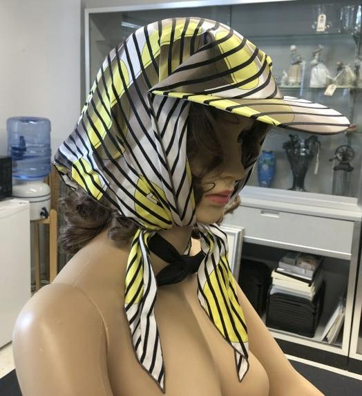 HERMES silk scarf hat, with original box, from fine NYC estate, non smoking home, in fine condition. (1 of 9)