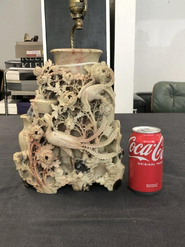 Wonderful carved Asian soapstone vase in to table lamp, nice estate condition, intricate carved. The (1 of 5)