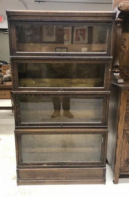 Circa 1910 Globe-Wernicke quarter sewn oak barrister bookcase (4 stack) with removeable base and (1 of 5)
