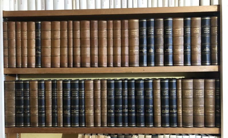 (55) leather spine volumes of AUGUST STRINDBERG, copyrights from 1914-1920, beautiful alligator like: (55) leather spine volumes of AUGUST STRINDBERG, copyrights from 1914-1920, beautiful alligator like cover boards. From estate of Vassar College Professor, well taken care of, in Swedish, beautiful de