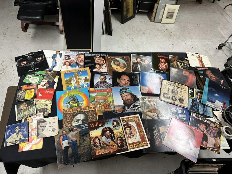 Big estate lot of older record albums, mostly country and western including many Willie Nelson, (1 of 16)
