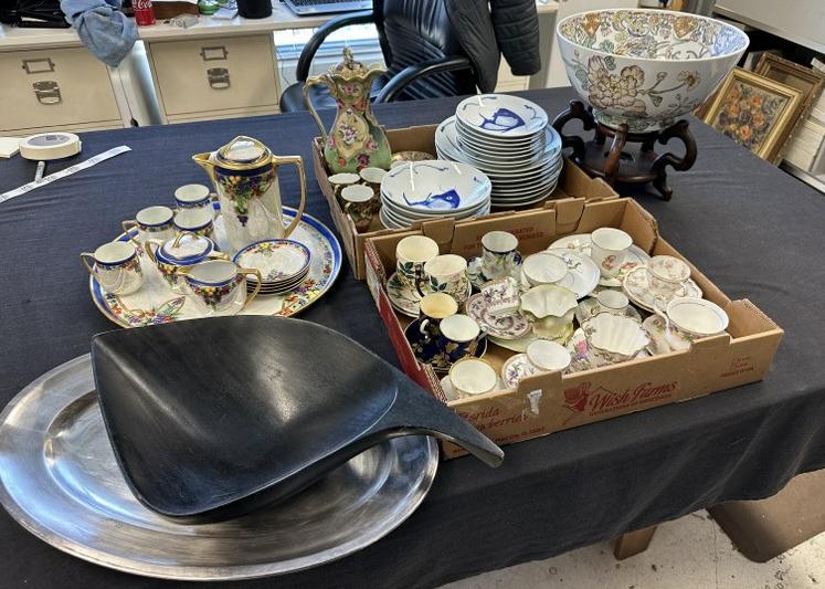 Estate lot misc. porcelains, partial coffee dessert sets, some new Asian dishes, large Asian bowl,: Estate lot misc. porcelains, partial coffee dessert sets, some new Asian dishes, large Asian bowl, and Rosenthal dessert set, chip on tray, good lot for dealer to sort outâ€¦â€¦