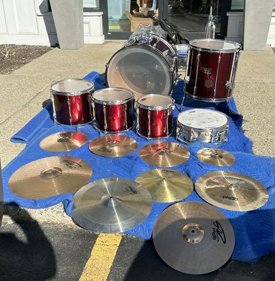 1980's Pearl Export Series drum set, red lacquer, with all Pearl stands, and accessories stored away: 1980's Pearl Export Series drum set, red lacquer, with all Pearl stands, and accessories stored away in plastic bags, this comes from a Westchester home, they bought new for their son, and he lost int