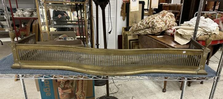 Circa 1900 curved brass fireplace fender, from Hudson Valley estate, nice overall condition,: Circa 1900 curved brass fireplace fender, from Hudson Valley estate, nice overall condition, measures 48.5" long.