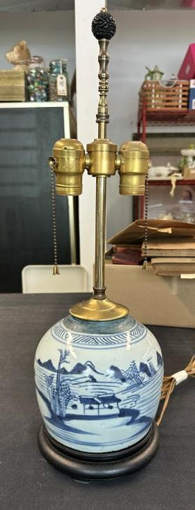 Nice Asian scenic ceramic table lamp, from local estate, nice condition, with shade, measures 9" (1 of 4)