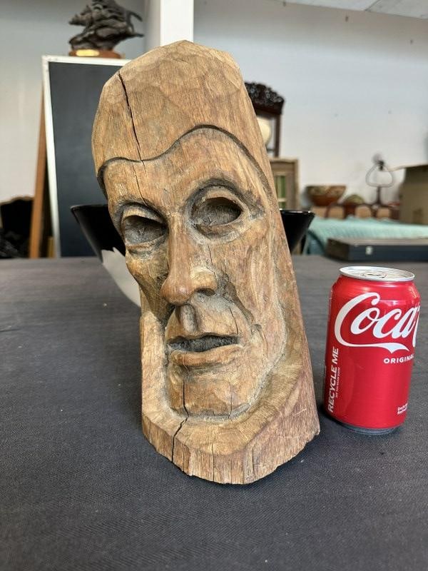 Carved folk art head, origin unknown, made of a hardwood, needs to lean to stand, unmarked, measures (1 of 4)