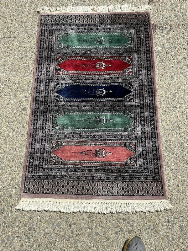 Handmade wool oriental scatter rug, fine condition, from non smoking home, measures 50" x 30", (1 of 3)