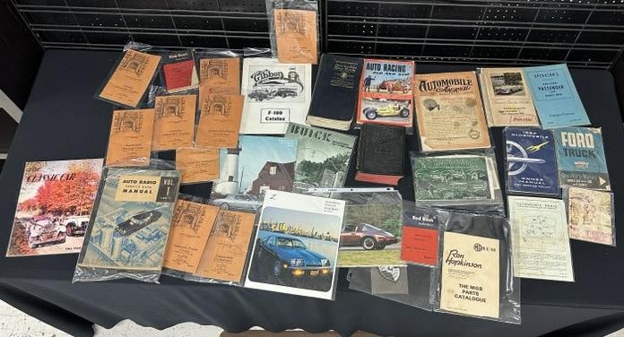 Approx. 29 vintage auto related ephemera including owner manuals, guide books, etc. (1 of 6)