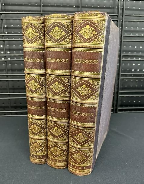 (3) volume set SHAKESPEARE, in nice estate condition. Rare Folio Edition. London & Edinburgh : (1 of 4)