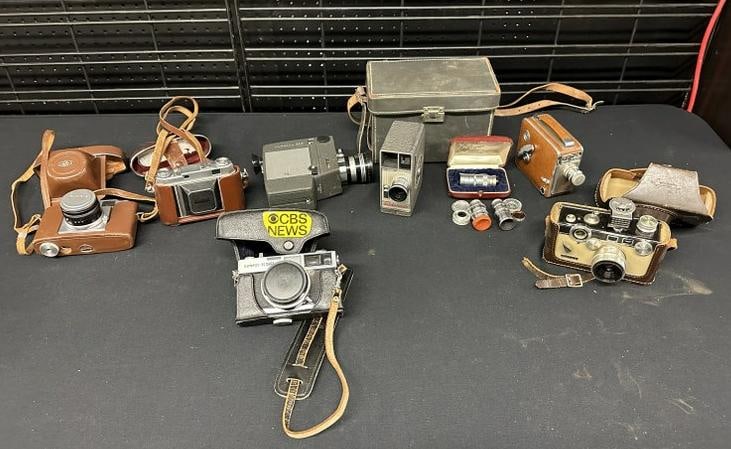 Estate misc. camera lot to include OLYMPUS 35-S 35 mm camera, ARGUS 35 mm, KODAK RETINA II, OLYMPUS (1 of 13)