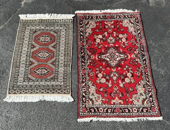 (2) handmade estate oriental rugs in nice estate condition, they measure 47" x 31" and 36" x 25". (1 of 1)