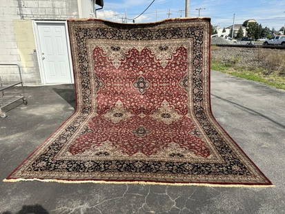 Nice estate handmade wool rug, from Rhinebeck, N.Y. home, measures 168" x 119". Very nice overall: Nice estate handmade wool rug, from Rhinebeck, N.Y. home, measures 168" x 119". Very nice overall condition.