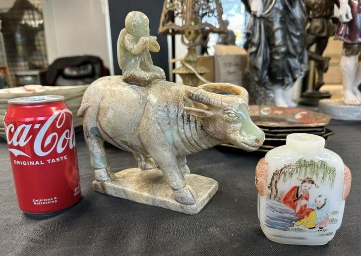 (2) PC. Asian estate lot to include snuff bottle without stopper measuring 3.75" high & jade bull (1 of 9)