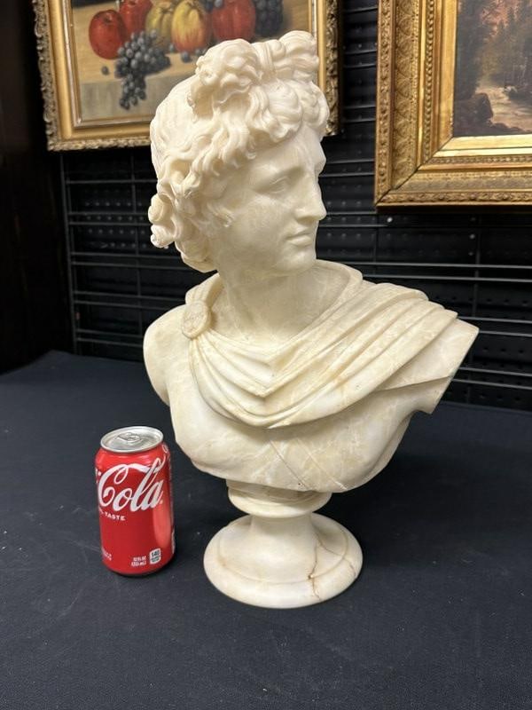 19th c marble carved Roman bust of Gentleman, marbe base has cracks and repaired, just as we found (1 of 4)