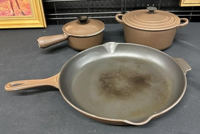 3 pc Le Creuset cookware set from local estate, includes 2 3/4" high covered pot, 3 1/2" high (1 of 2)