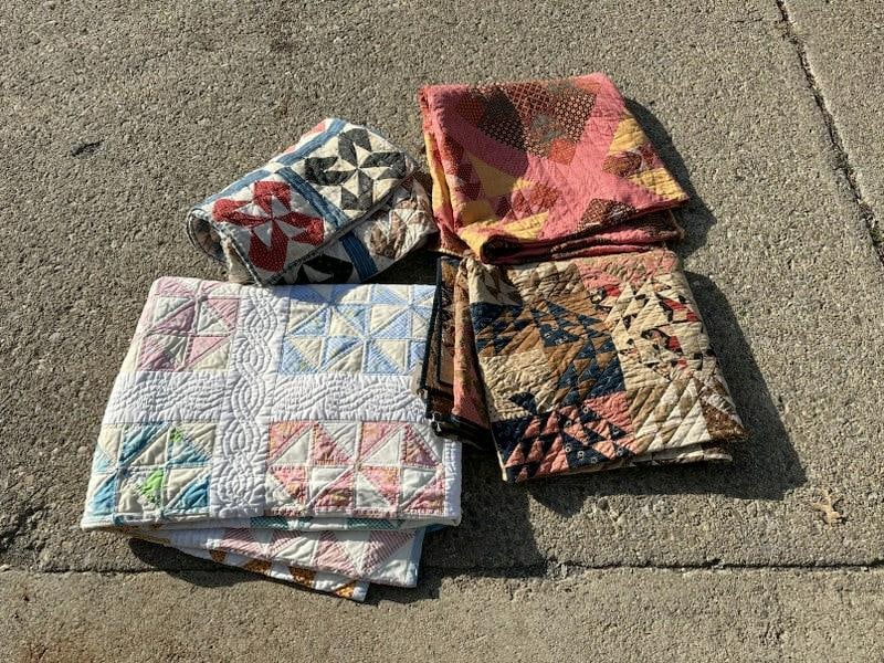 Estate lot of 4 quilts from Hudson Valley estate, as found overall good condition, some light stains (1 of 5)