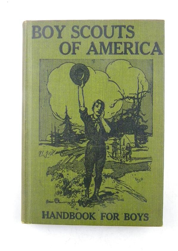 Boy Scouts Of America Handbook For Boys Copyright : Boy Scouts Of America Handbook For Boys, copyright 1911. 1911-1912. New York, Doubleday, page and company 1911. Full hard bound green cloth. Nice overall condition, inside & out...
