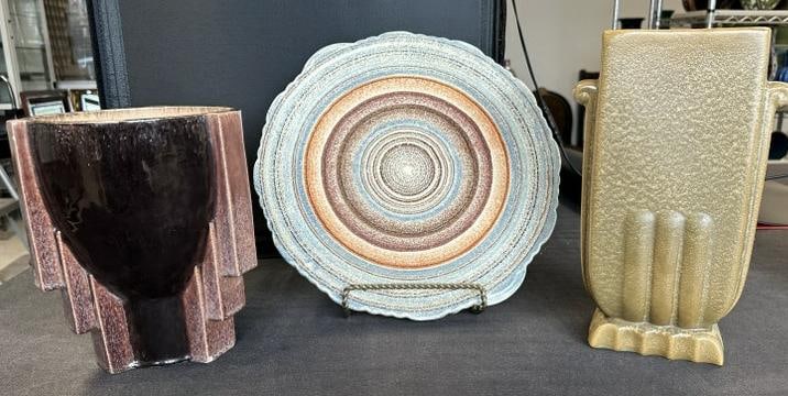 3 pc. LOT -Redwing Ceramic Vase, 1930s, U.S.A., measuring 10.75" high in very nice condition * (1 of 8)