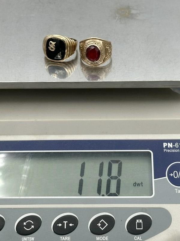 (2) 10K rings, weighs 11.8 dwt. (1 of 2)