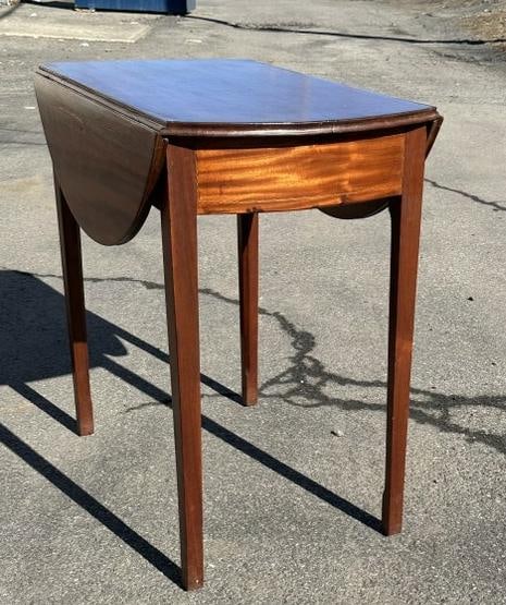 Mahogany tapered leg drop leaf table in good overall conditin, closed measures 17" W x 30.5" D x (1 of 5)