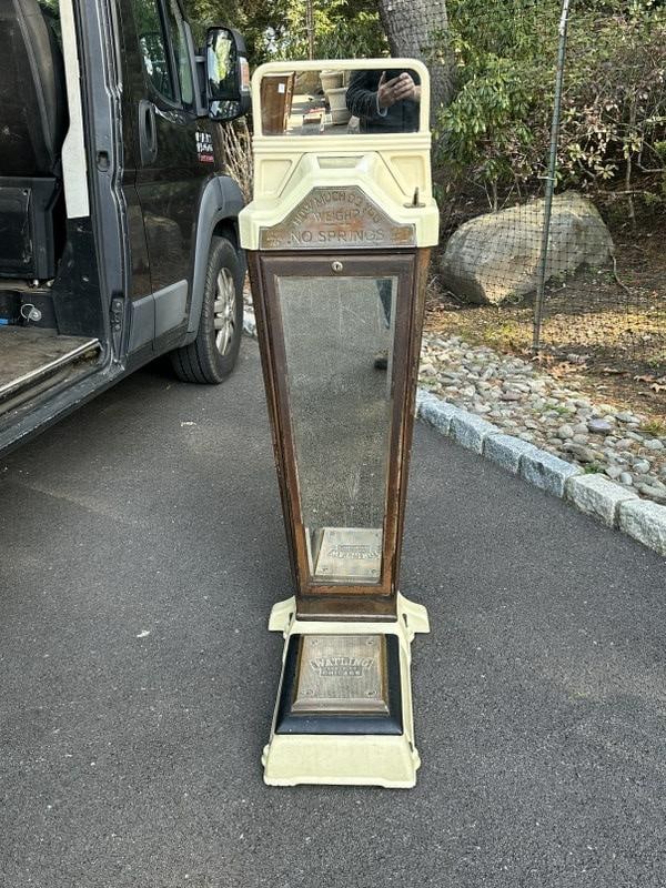 WATLING circa 1910 coin operated scale, enamel, old paint worn off sides, mechanism intact. From (1 of 8)