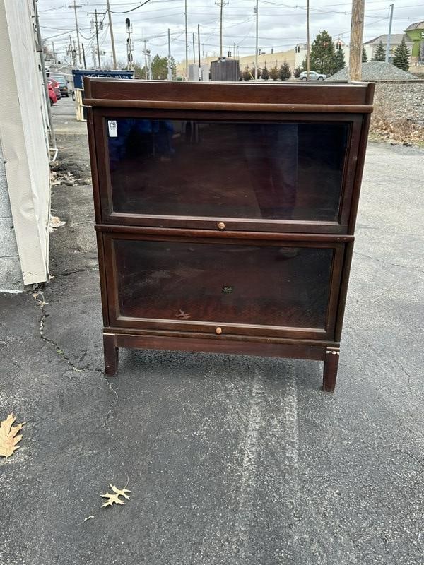 (2) stack mahogany HALE barrister bookcase from local estate, structurally sound, some wear to (1 of 2)