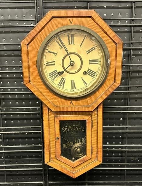 SEIKOSHA REGULATOR wall clock, from local estate, nice graining, pendulum and key intact, (rod that (1 of 5)