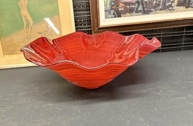 Wonderful decorative art glass bowl, fine estate condition, measures 18.5" across x 6" high. (1 of 4)