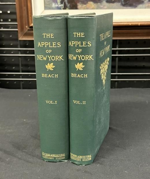 (2) volume set - THE APPLES OF NEW YORK, Albany, N.Y. 1905, this is about a crisp and clean set as (1 of 4)