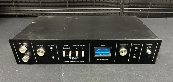 Vintage TEAC AN-80 Noise Reduction Unit…..Serial number 17202.  All stereo & audio equipment in (1 of 6)