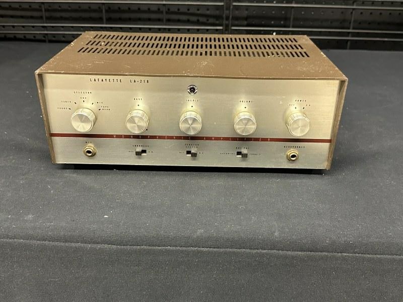 Vintage LAFAYETTE LA 218 tube amplifier, powers up, just as we found it.  All stereo & audio (1 of 4)