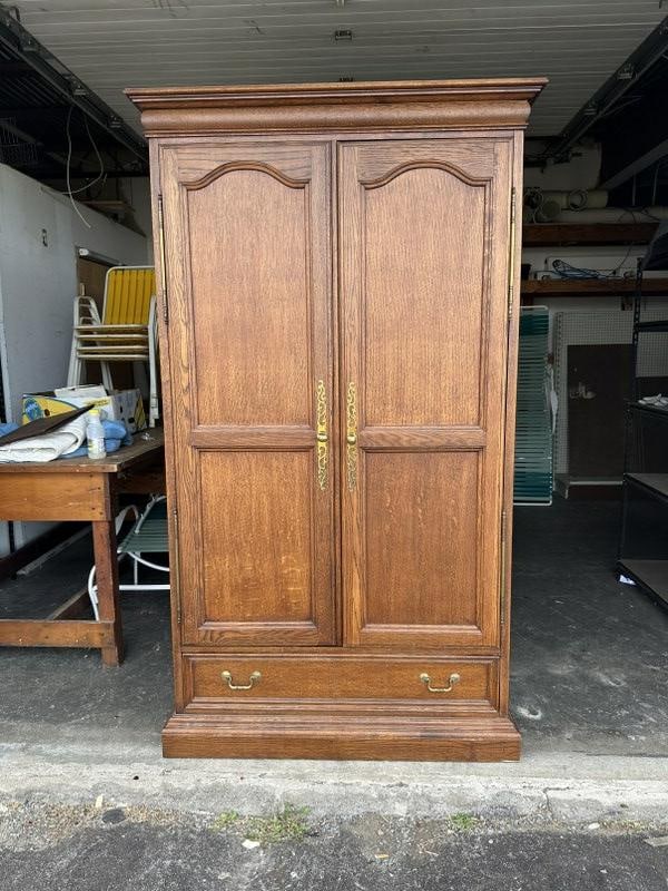 Nice contemporary oak 2 door armoire w/1 drawer on bottom, nice brass hardware,quality made, (1 of 4)