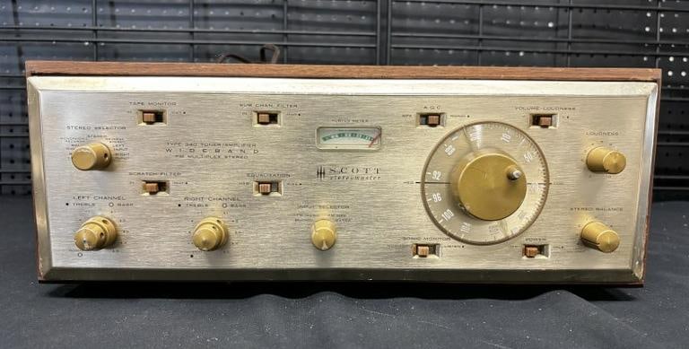 Vintage audio, HH Scott Stereomaster 340 Tuner/Amplifier. Serial number 157150. Comes with a wooden (1 of 5)