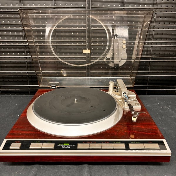 Vintage audio, Denon DP-45F direct drive turntable. Serial number 1511303. Unit powers up but has (1 of 9)