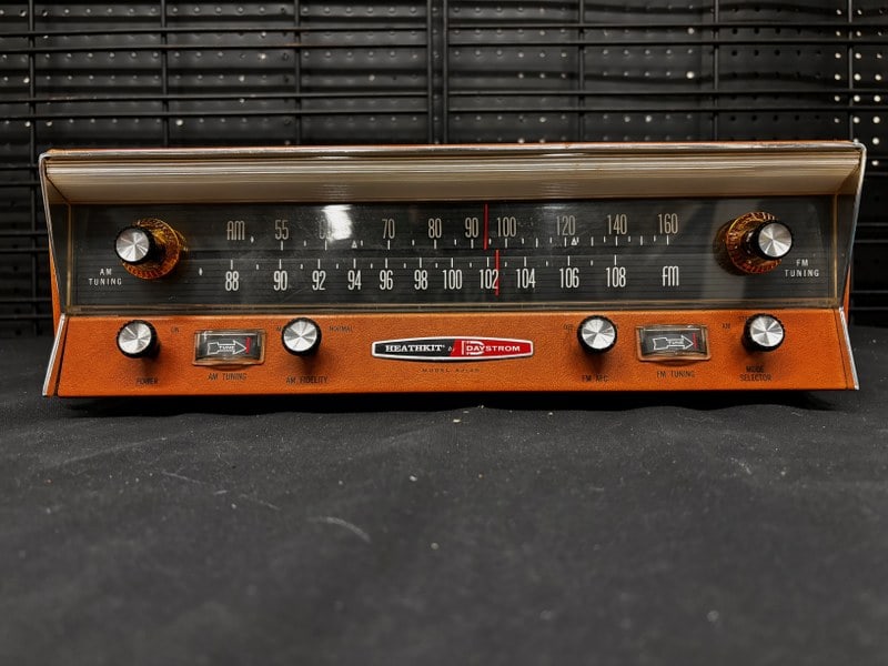 Vintage audio, Heathkit by Daystrom Model AJ-30 AM/FM Tuner. No serial number. Unit powers up but (1 of 4)